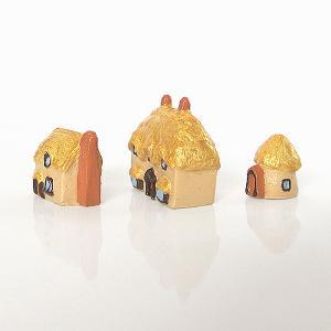 Set Of 3 Mini European Thatched Cottage Collection