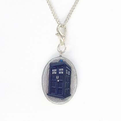 Doctor Who Tardis Charm Pendant With Silver Chain..