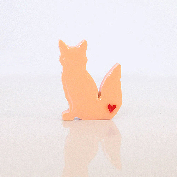 Light Orange Fox Figurine With Red Hearts
