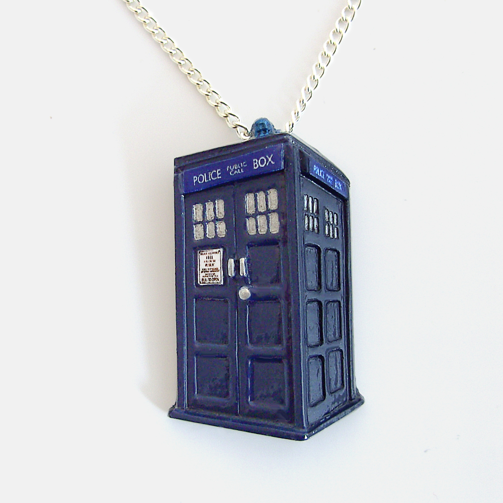 Doctor Who Tardis Pendant With Silver Chain Necklace